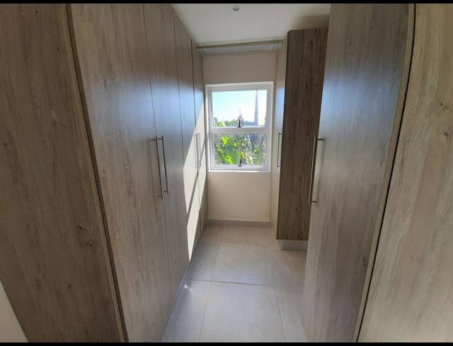4 BEDROOM DUPLEX RENTED IN PARK HILL